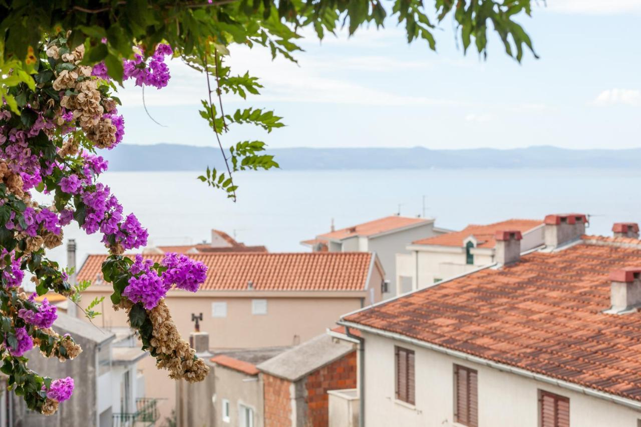 Apartments Leut 80M From The Sea Podgora Exteriör bild