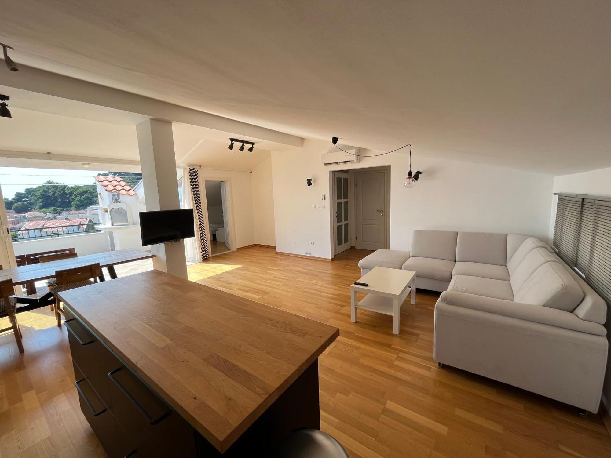 Apartments Leut 80M From The Sea Podgora Exteriör bild