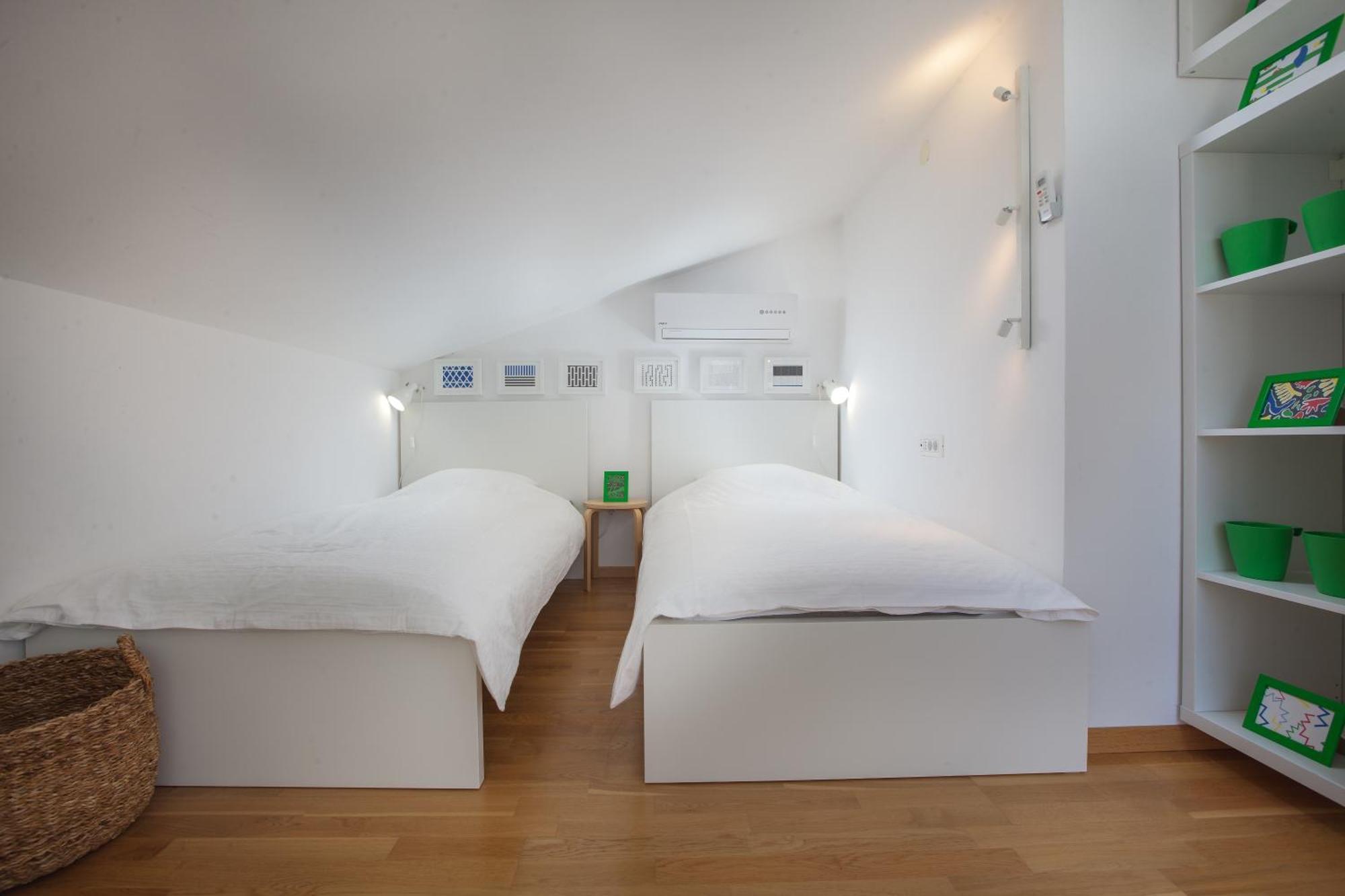 Apartments Leut 80M From The Sea Podgora Rum bild